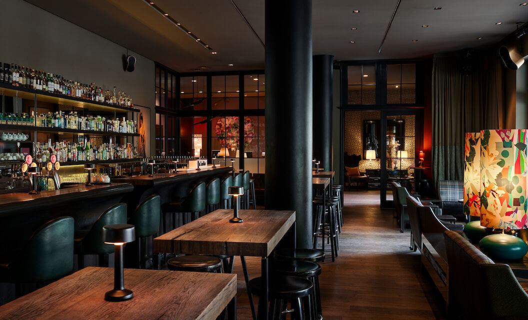 The George Hotel Hamburg Bar Dacaio 010 Daylight view of the elegant DaCaio bar interior