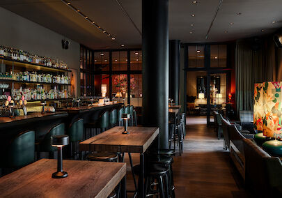 The George Hotel Hamburg Bar Dacaio 010 Daylight view of the elegant DaCaio bar interior