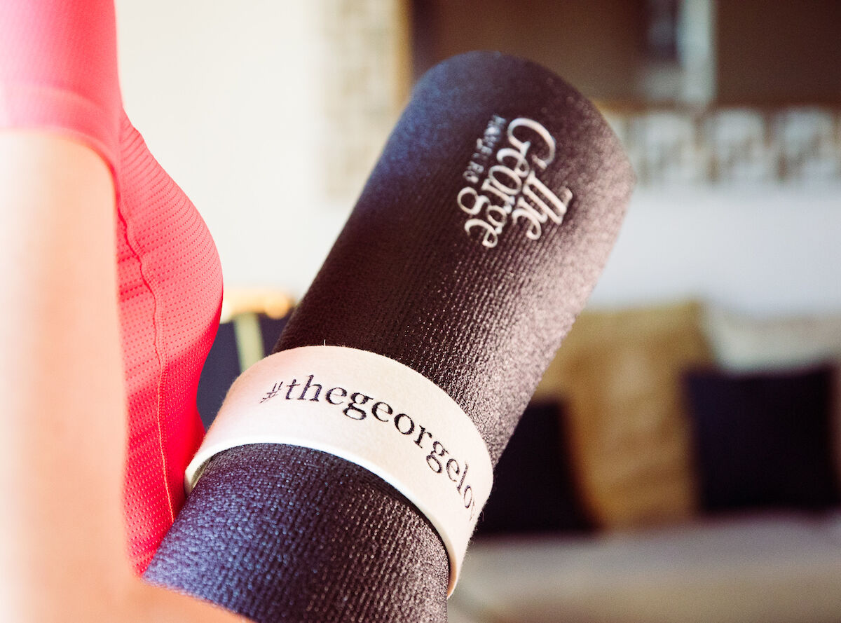 Hotel Hamburg Alster Yoga 5 Close-up of a The George yoga mat